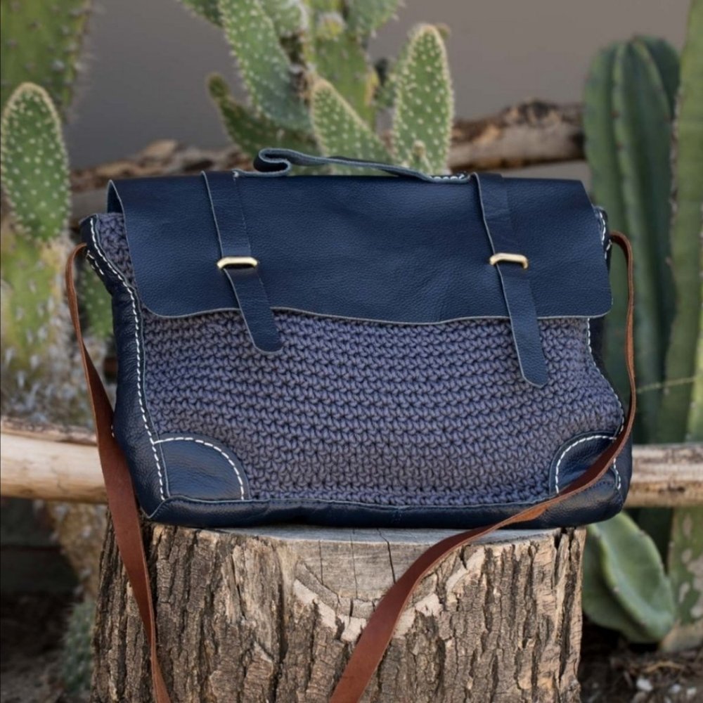 74233 POL Leather Accent Crochet Messenger Bag